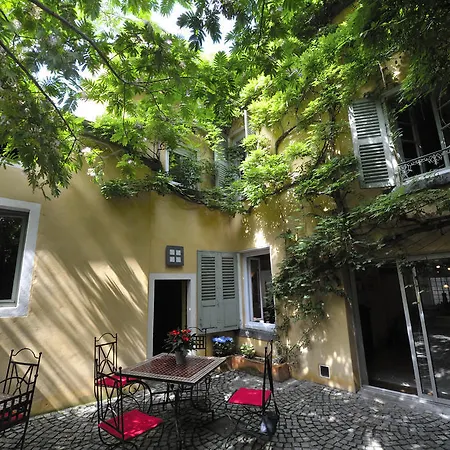 Hotel Chambres D'hotes Le Petit Siam : Le Calme En Centre Clermont-Ferrand