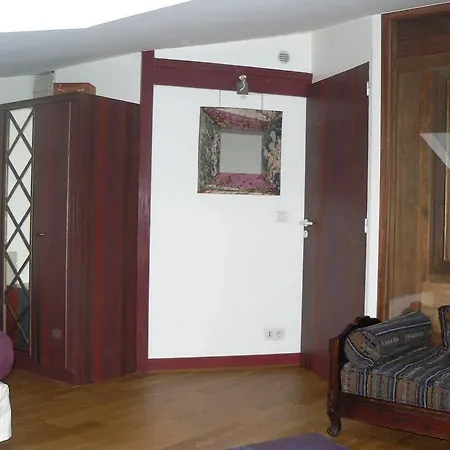 Chambres D'hotes Le Petit Siam : Le Calme En Centre Bed & Breakfast