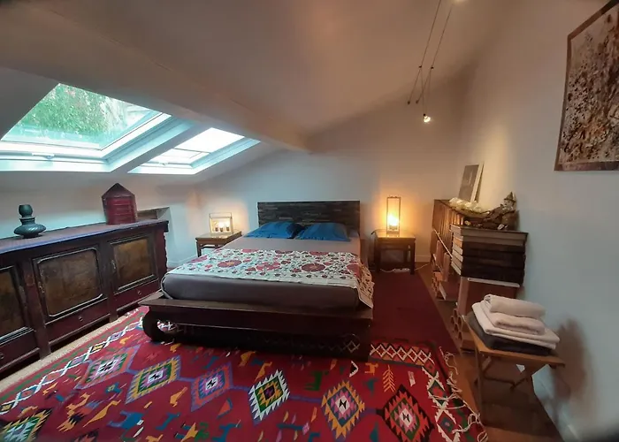 Chambres D'hotes Le Petit Siam : Le Calme En Centre