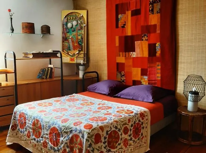 Chambres D'hotes Le Petit Siam : Le Calme En Centre *