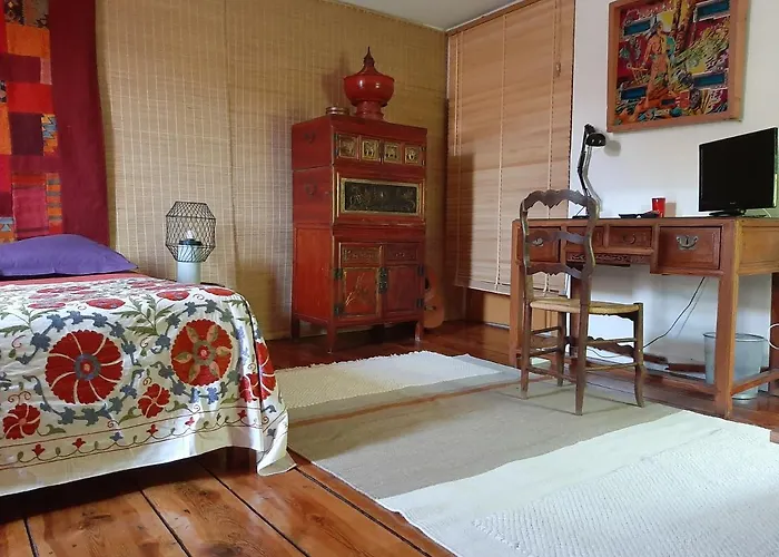 Chambres D'hotes Le Petit Siam : Le Calme En Centre Отель