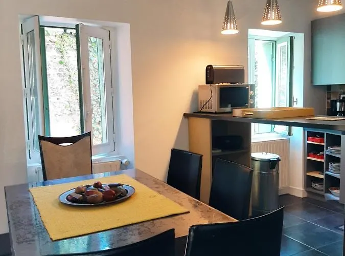 Hotel Chambres D'hotes Le Petit Siam : Le Calme En Centre