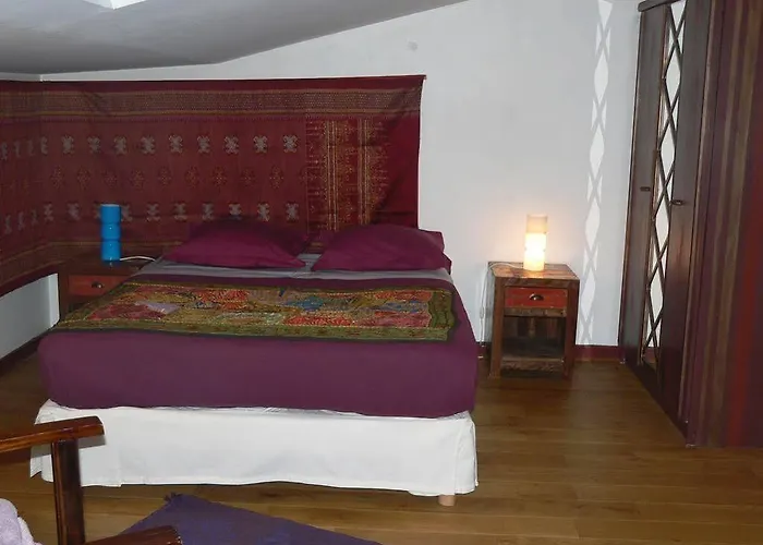 Chambres D'hotes Le Petit Siam : Le Calme En Centre Hotel